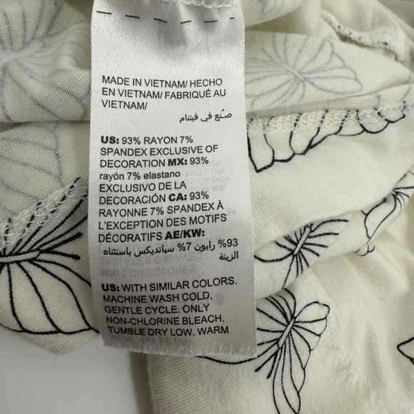 Soma Pajama Top Women XL Ivory Button Up Long Sleeve Butterflies Comfy Cozy - Picture 8 of 11